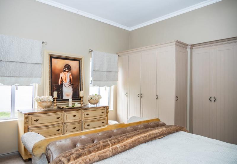 4 Bedroom Property for Sale in Kingswood Golf Estate Western Cape
